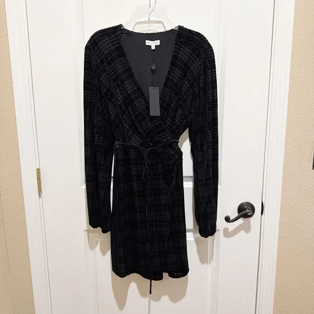 Gianni Bini Dress Mini Black Houndstooth Velvet Wrap Long Sleeve Size Large New